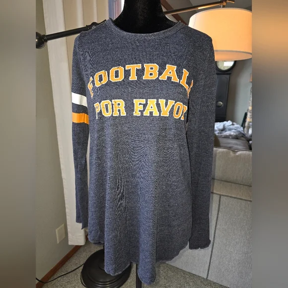 CHASER - NWT Navy Long Sleeve Football Graphic Tee Size Medium - Picture 5 of 6